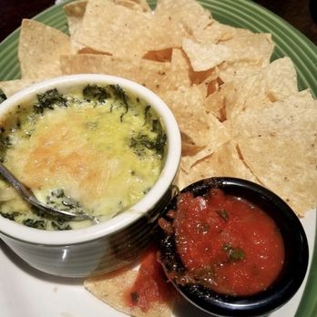 Applebee's Grill + Bar - Sports Bars Near Me - Fern Creek, Kentucky