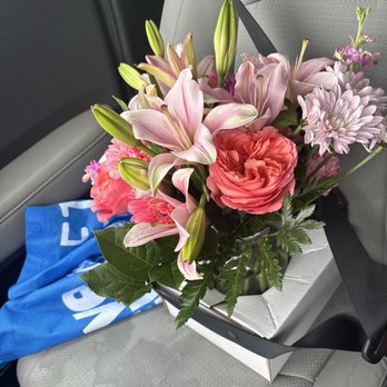 Oaxaca Florist - Florists Near Me - Germantown, Maryland