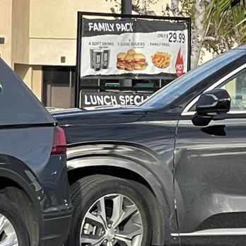 Shake ‘N Buns - Family Pack special - American Near Me - Bakersfield, California Shake ‘N Buns - Family Pack special - American Near Me - Bakersfield, California
