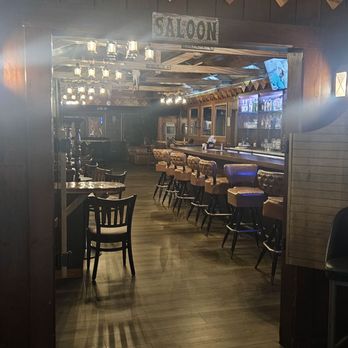 La Finca Branding Iron - Bar section that is located to the left of the restaurant area. - Breakfast & Brunch Near Me - Merced, California
