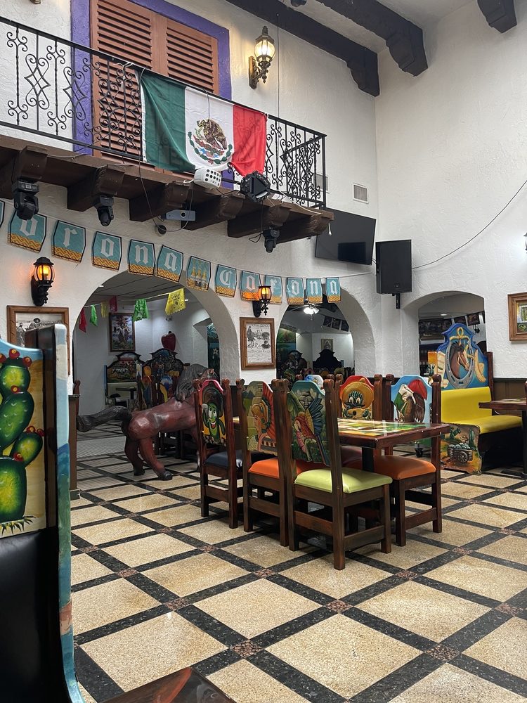 La Mansion Mexican Restaurant 