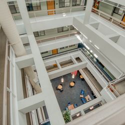 Chaucer Court Apartments - Atrium