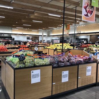 Target - Produce area - Department Stores Near Me - Vernon Hills, Illinois