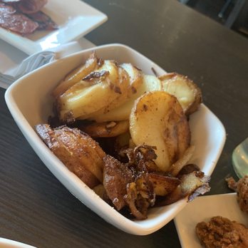 Avenue Brunch House - House Country Potatoes - Breakfast & Brunch Near Me - Dearborn, Michigan Avenue Brunch House - House Country Potatoes - Breakfast & Brunch Near Me - Dearborn, Michigan