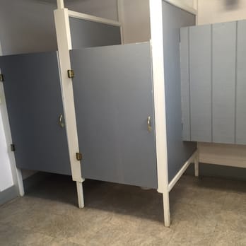 Sandcastle RV Park - Women's bathroom - Campgrounds Near Me - Long Beach, Washington Sandcastle RV Park - Women's bathroom - Campgrounds Near Me - Long Beach, Washington