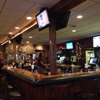 Field House - American Near Me - Cabot, Pennsylvania
