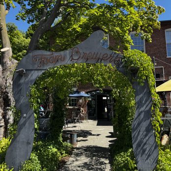 Foam Brewers - cool entrance sign - Breweries Near Me - Burlington, Vermont Foam Brewers - cool entrance sign - Breweries Near Me - Burlington, Vermont