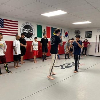 Zero Dojo Dallas - Coach Cody going over some combos - Brazilian Jiu-jitsu Near Me - Dallas, Texas