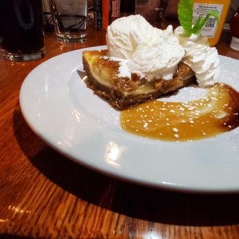 Stage Coach Grille - Cream Cheese Apple Crisp - Seafood Near Me - La Verkin, Utah