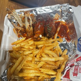 King's Chicken Wings - Union Hall - Hot wings - Barbeque Near Me - Waco, Texas