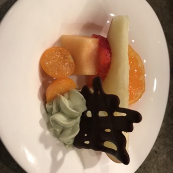 Delage - Fruit with matcha cream - Japanese Near Me - Oakland, California Delage - Fruit with matcha cream - Japanese Near Me - Oakland, California