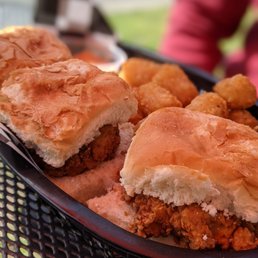 Chicken & Goat Cheese Sliders Chicken & Goat Cheese Sliders