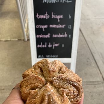 Le Petit Monstre - Kouign Amman - Patisserie/Cake Shop Near Me - Brooklyn, New York