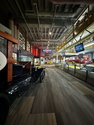 Detroit Historical Museum by null