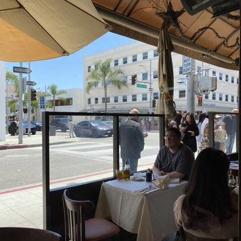 Il Pastaio - Brighton and Canon: the heart of Beverly Hills - Italian Near Me - Beverly Hills, California Il Pastaio - Brighton and Canon: the heart of Beverly Hills - Italian Near Me - Beverly Hills, California