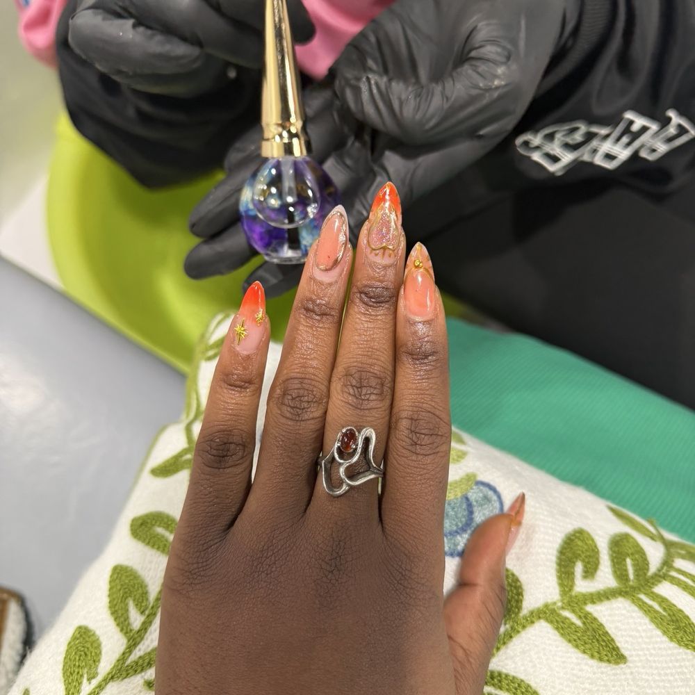 Modern Chic Nail Bar - Nails - Nail Salons Near Me - Thousand Oaks, California Modern Chic Nail Bar - Nails - Nail Salons Near Me - Thousand Oaks, California