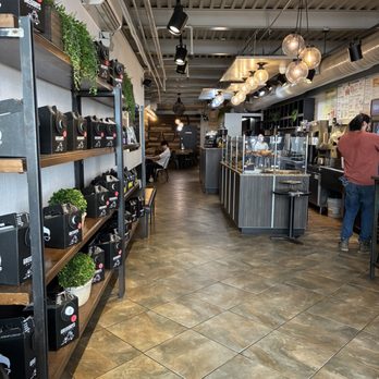 Gregorys Coffee - Coffee & Tea Near Me - New York, New York