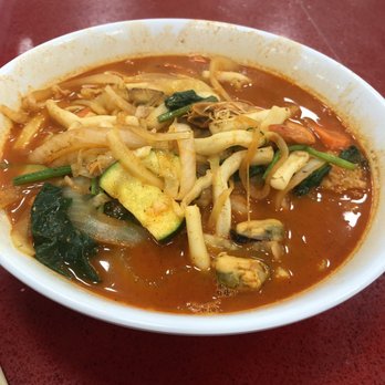 Combo House - Seafood noodle soup - Chinese Near Me - Diamond Bar, California