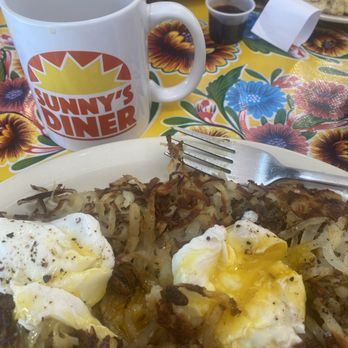 Sunny's Diner Vancouver - Hash browns and poached eggs with coffee - Bakeries Near Me - Vancouver, Washington Sunny's Diner Vancouver - Hash browns and poached eggs with coffee - Bakeries Near Me - Vancouver, Washington