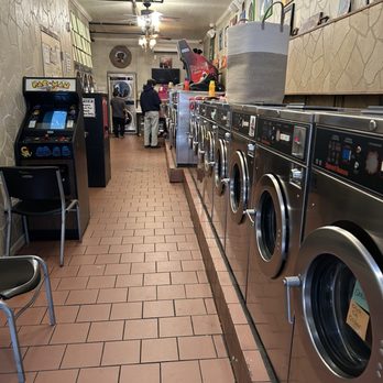 Sunshine Laundromat & Pinball - Laundromat - Arcades Near Me - Brooklyn, New York