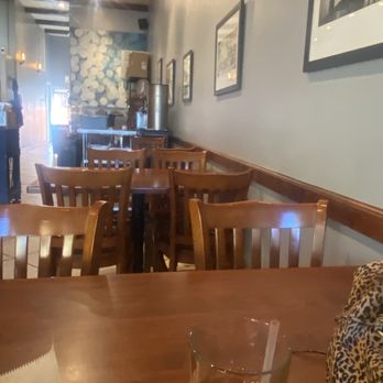Lou's Chicken Shop - Dining room - Chicken Shop Near Me - Moraga, California Lou's Chicken Shop - Dining room - Chicken Shop Near Me - Moraga, California
