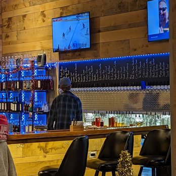 Spirit Water - Bar - Breweries Near Me - Cary, Illinois