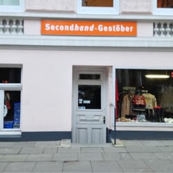 Secondhand-Gestöber - Der Eingang direkt neben dem Kinder-Mode Second-Hand-Laden "Zwergenaufstand"