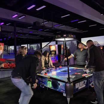 Keg Social Orlando - Arcade area - Bars Near Me - Orlando, Florida Keg Social Orlando - Arcade area - Bars Near Me - Orlando, Florida