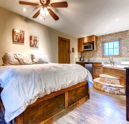 Cliff House Lodge and Hot Tub Cottages by null