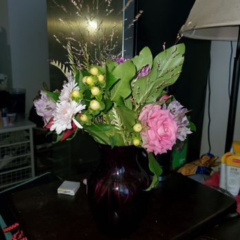 Stems Floral & More - Florists Near Me - Rockford, Illinois Stems Floral & More - Florists Near Me - Rockford, Illinois