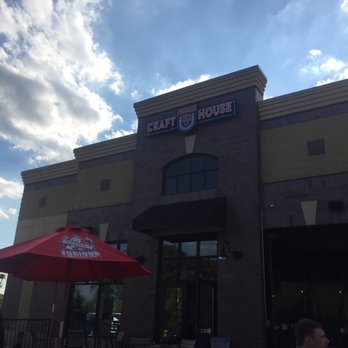 Union 32 Craft House - Sports Bars Near Me - Eagan, Minnesota
