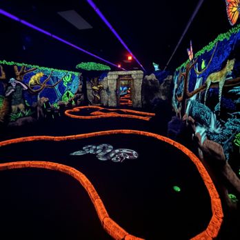 Swingin Safari Mini Golf - Mini Golf Near Me - Chandler, Arizona