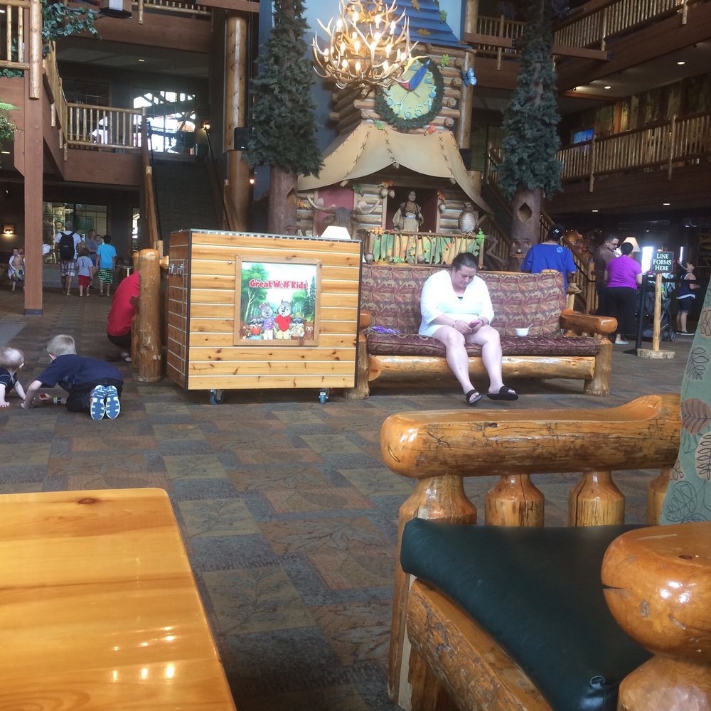 Great Wolf Lodge - Resorts Near Me - Sandusky, Ohio Great Wolf Lodge - Resorts Near Me - Sandusky, Ohio