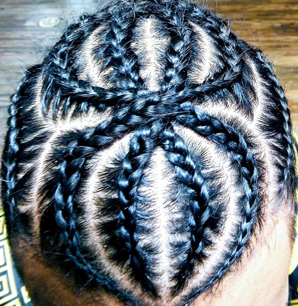 Locs N' Braids Logo