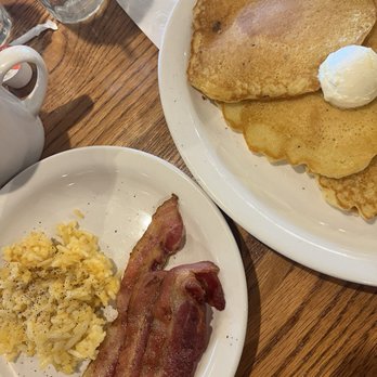 Cracker Barrel Old Country Store - Momma's Pancake Breakfast - Southern Near Me - Bessemer, Alabama Cracker Barrel Old Country Store - Momma's Pancake Breakfast - Southern Near Me - Bessemer, Alabama
