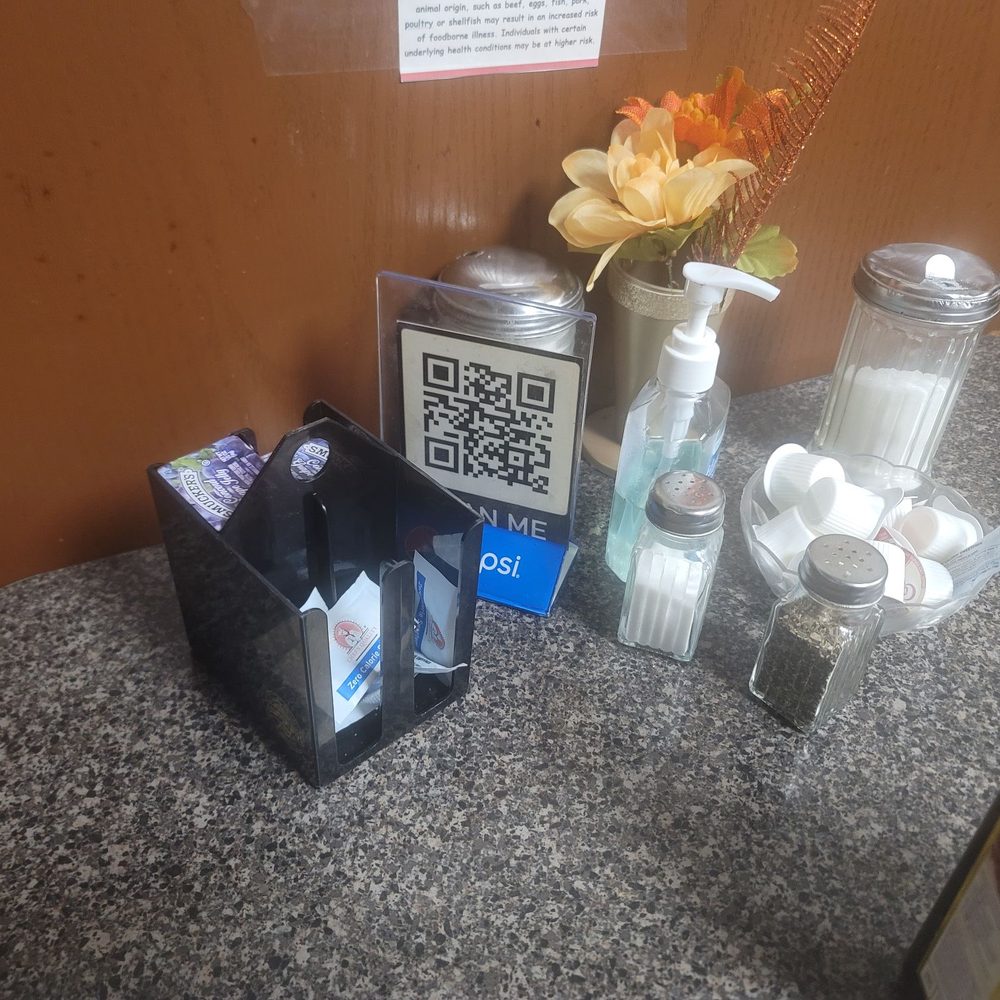 David's Grill - QR code and condiments - Diners Near Me - Chicago, Illinois