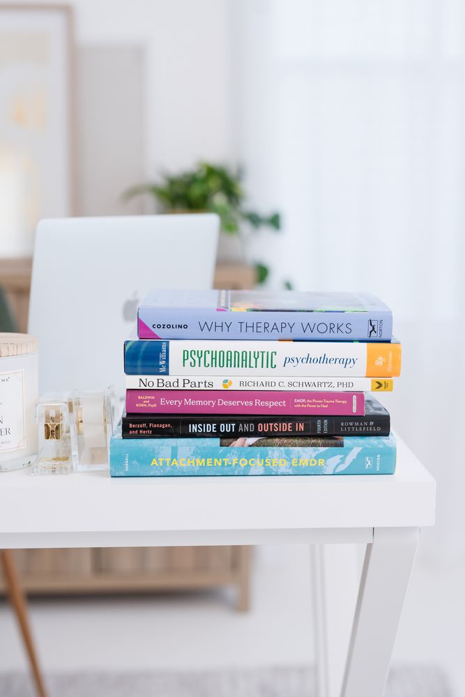 Suzanne Cross, LCSW - grief counselor in Fair Oaks, CA