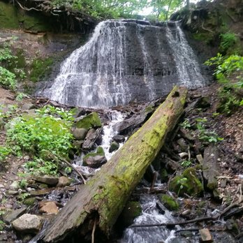 Interstate State Park - Silverbrook trail waterfall - Hiking Near Me - St. Croix Falls, Wisconsin Interstate State Park - Silverbrook trail waterfall - Hiking Near Me - St. Croix Falls, Wisconsin