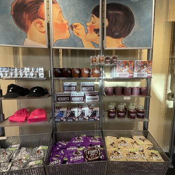 hershey museum shop - a display of hershey products - Chocolatiers & Shops Near Me - Hershey, Pennsylvania hershey museum shop - a display of hershey products - Chocolatiers & Shops Near Me - Hershey, Pennsylvania