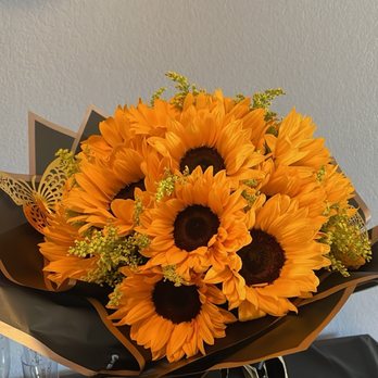 Antique Rose Florist - Florists Near Me - Henderson, Nevada