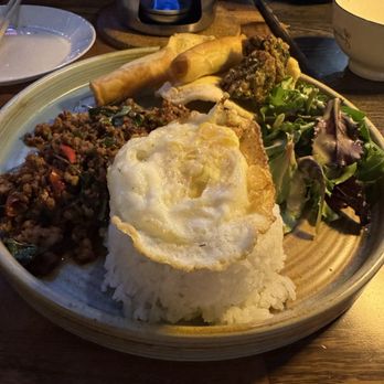 Na Rath Restaurant - HM Beef Pad Krapaw Basil sauce + fried egg - Thai Near Me - Elmhurst, New York Na Rath Restaurant - HM Beef Pad Krapaw Basil sauce + fried egg - Thai Near Me - Elmhurst, New York