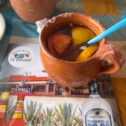 Mariscos El Carnal - Cantaritos con 7 Leguas Tequila, agua mineral y poco Squirt