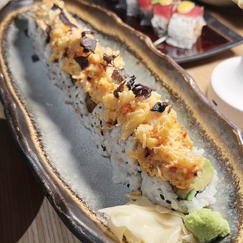 Janken - Dynamite roll -- the dungeness crab and king salmon were very fresh tasting - Japanese Near Me - Portland, Oregon