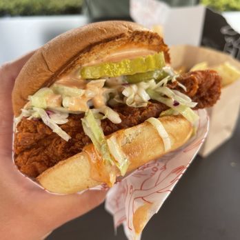 Cluck Kitchen - Chicken Shop Near Me - Irvine, California