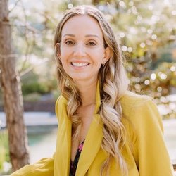 Bradfield Dental - Erin Loggins, DDS