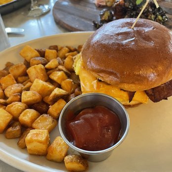 Culinary Dropout - My lackluster breakfast sandwich - New American Near Me - Tucson, Arizona Culinary Dropout - My lackluster breakfast sandwich - New American Near Me - Tucson, Arizona