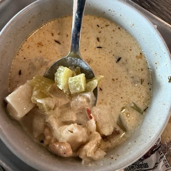 Pinchy's Lobster & Rawbar - Cup of clam chowder contents - Seafood Near Me - Sevierville, Tennessee Pinchy's Lobster & Rawbar - Cup of clam chowder contents - Seafood Near Me - Sevierville, Tennessee