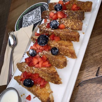 Blu Jam Cafe - Crispy Crunchy French Toast - Breakfast & Brunch Near Me - Sherman Oaks, California