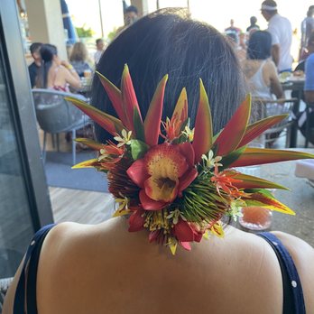 Deck. - Beautiful women everywhere - Hawaiian Near Me - Honolulu, Hawaii