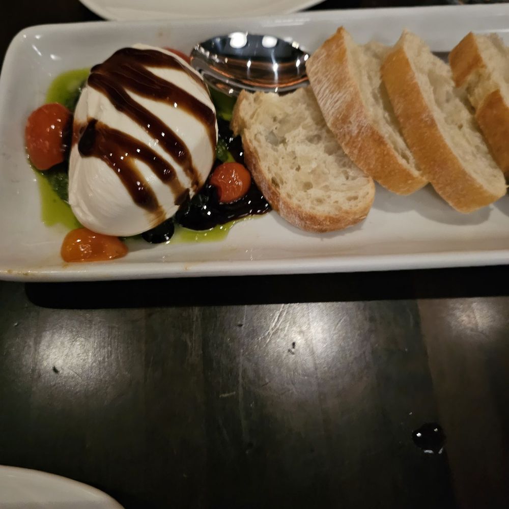 Anna Dolce Ristorante - Burrata app - Italian Near Me - West Des Moines, Iowa Anna Dolce Ristorante - Burrata app - Italian Near Me - West Des Moines, Iowa